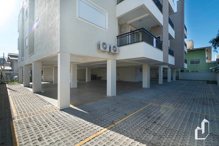 Apartamento com 02 dormitórios