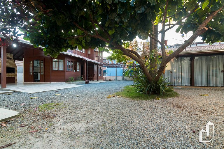 Casa com 03 dormitórios