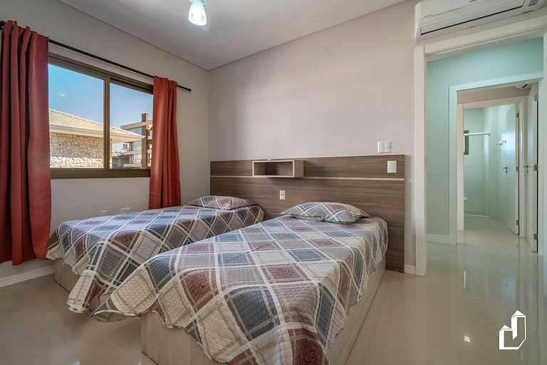 Apartamento com 02 dormitórios