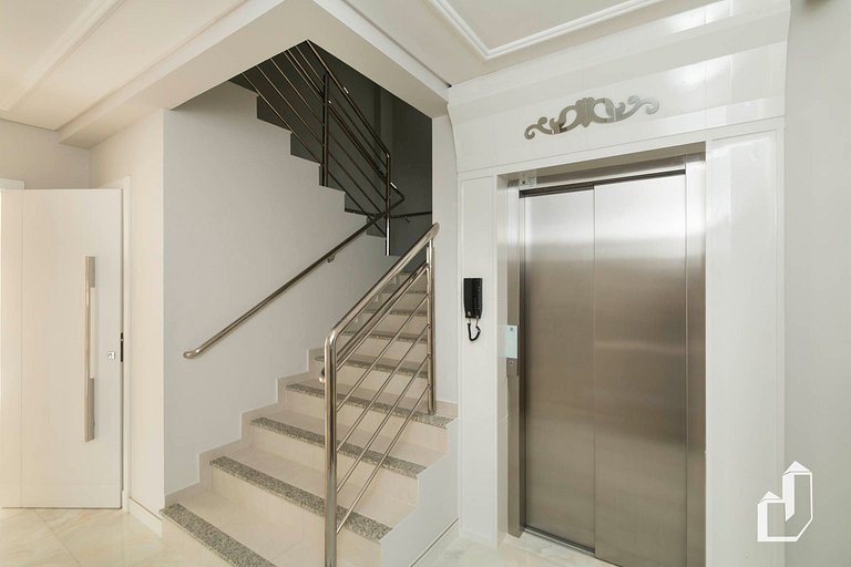 Apartamento com 02 dormitórios