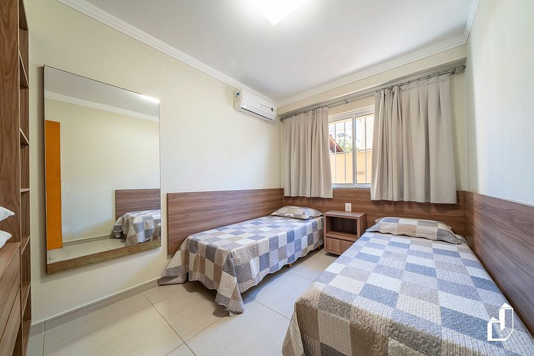 Apartamento térreo com 02 dormitórios