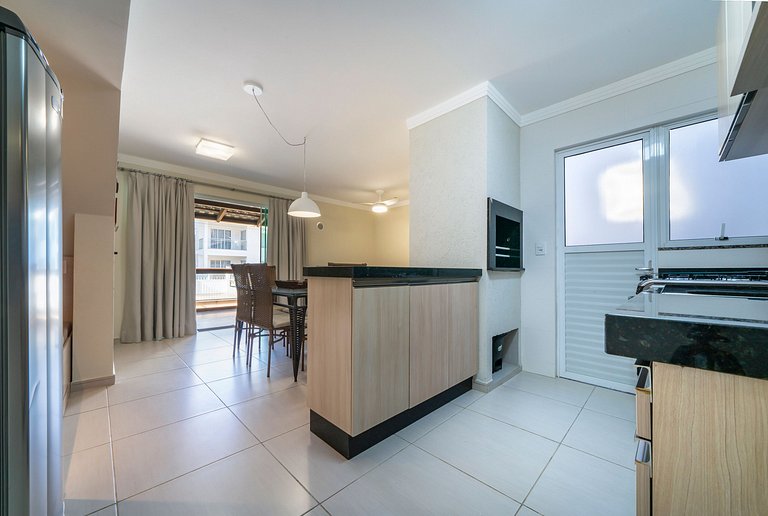 Apartamento térreo com 02 dormitórios