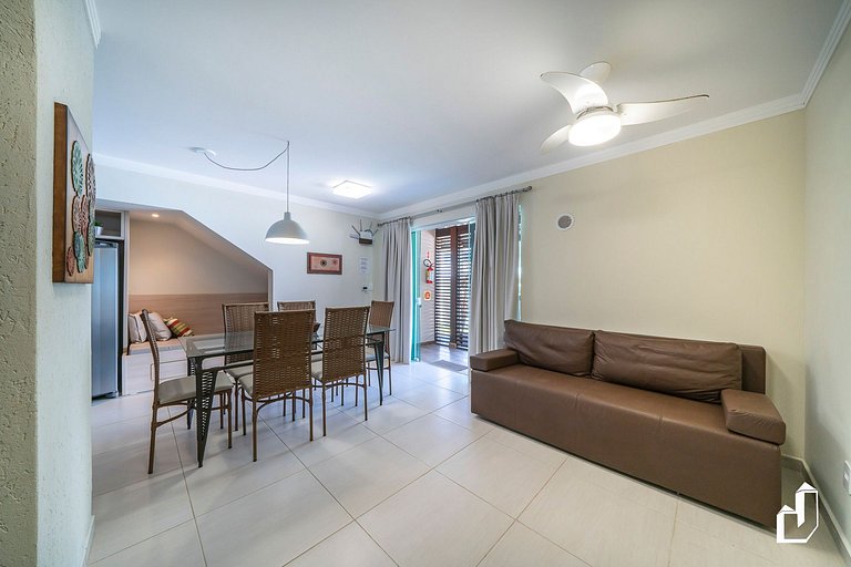 Apartamento térreo com 02 dormitórios