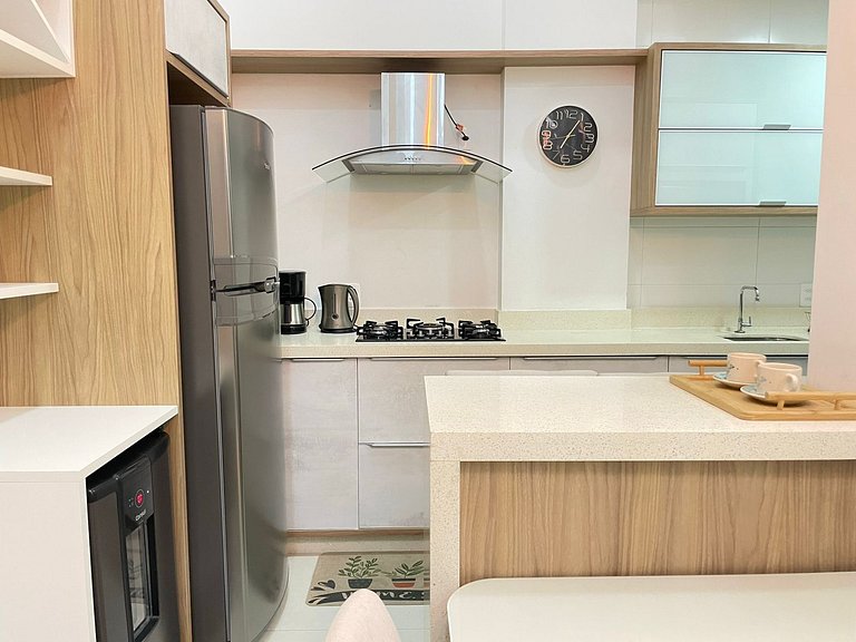 Lindo apartamento garden para 06 pessoas em Mariscal