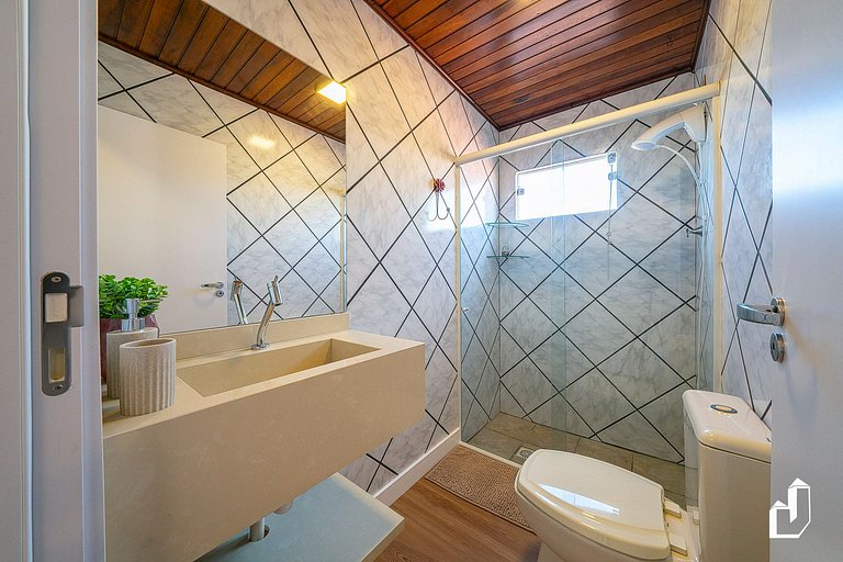 Casa acolhedora e confortável com 03 dormitórios