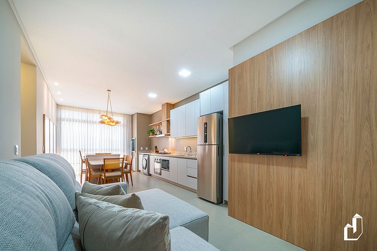 Apartamento exclusivo com 02 Suítes, 30m da praia