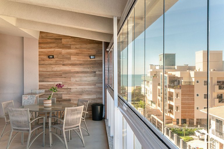 Cobertura duplex | 3 suítes a meia quadra da praia