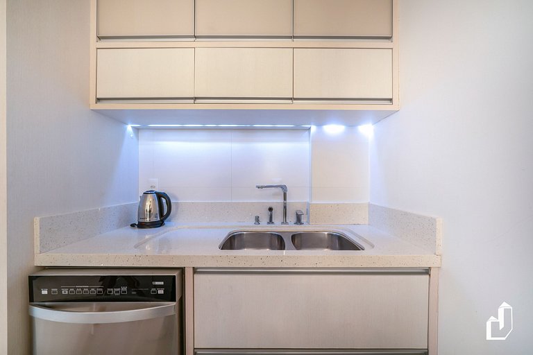 Cobertura duplex | 3 suítes a meia quadra da praia