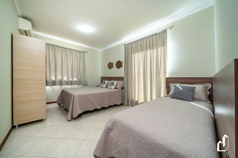 Apartamento completo com 01 quarto, quadra do mar