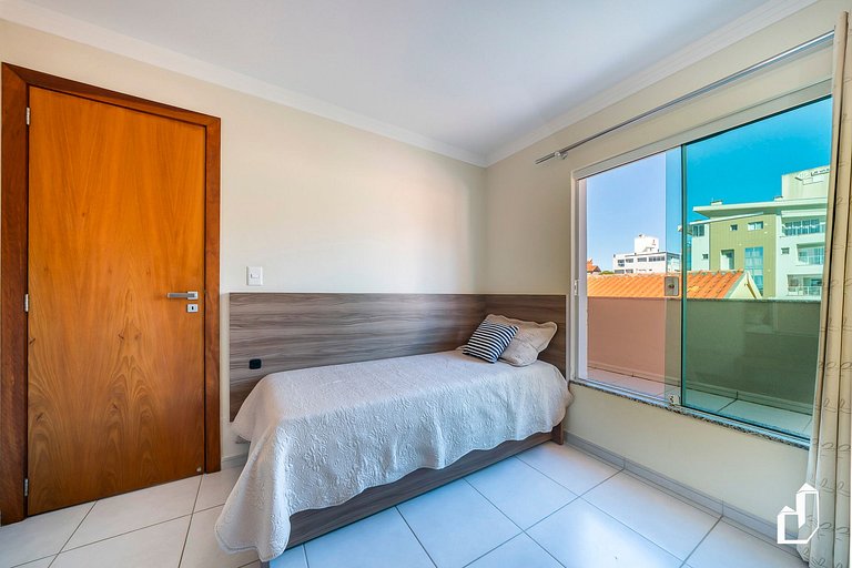 Acomodação para 4 | Apto 1 quarto | Canto Grande | 70m praia
