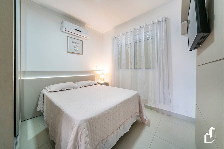 Lindo apartamento garden para 06 pessoas em Mariscal