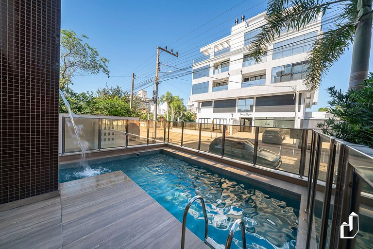 Lindo apartamento garden para 06 pessoas em Mariscal