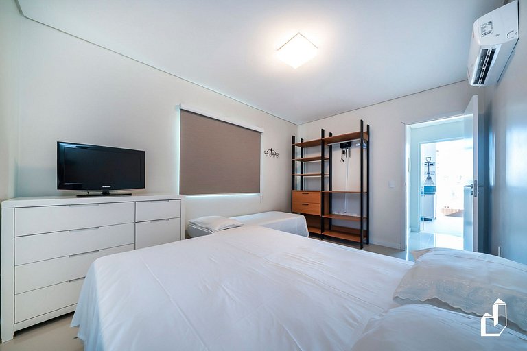 Cobertura na Avenida dos Coqueiros | 03 Quartos | Vista Mar