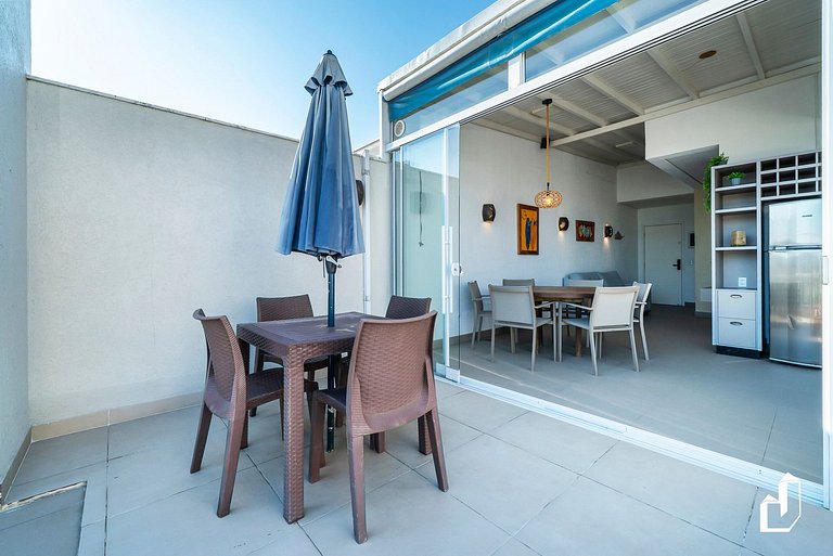 Cobertura na Avenida dos Coqueiros | 03 Quartos | Vista Mar