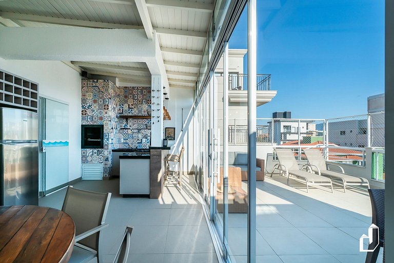 Cobertura na Avenida dos Coqueiros | 03 Quartos | Vista Mar