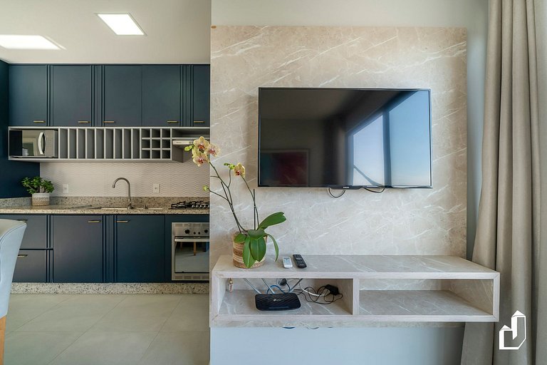 Cobertura com 3 suítes e vista | 150m da praia