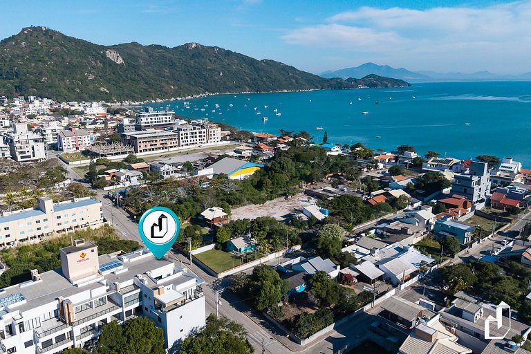Cobertura com 3 suítes e vista | 150m da praia
