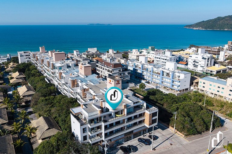 Cobertura com 3 suítes e vista | 150m da praia