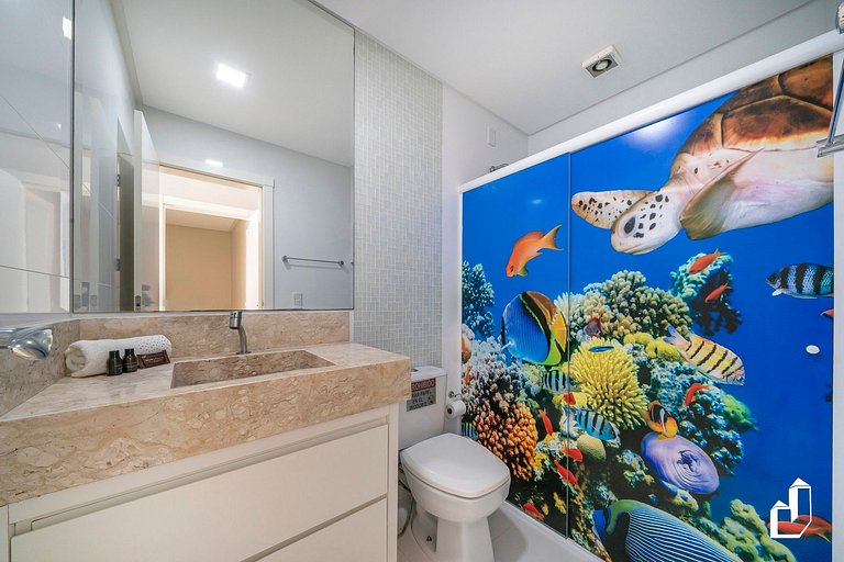 Petit Village com piscina e saída direta para a praia
