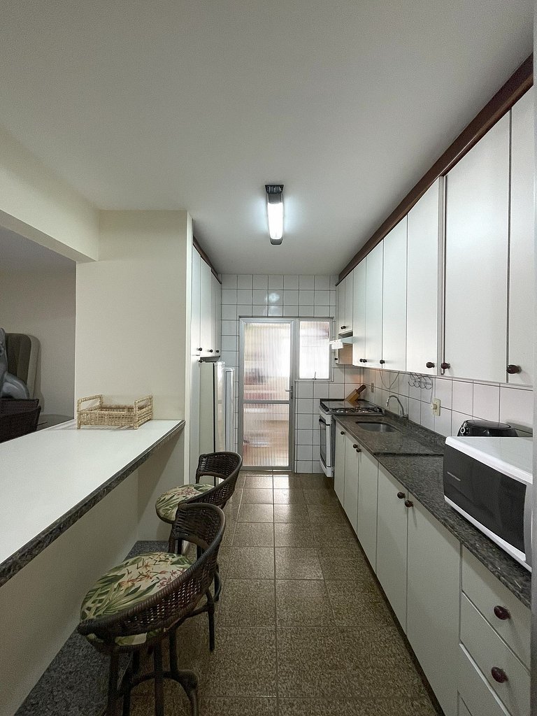 Apartamento com 03 quartos