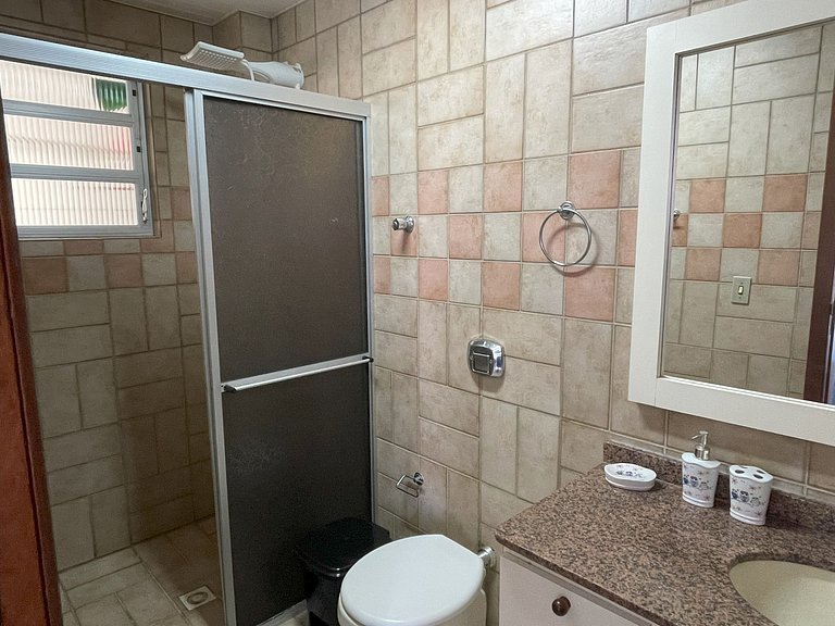 Apartamento com 03 quartos