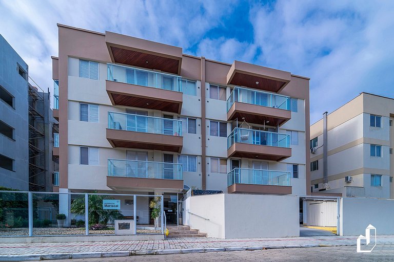 Apartamento com 03 quartos