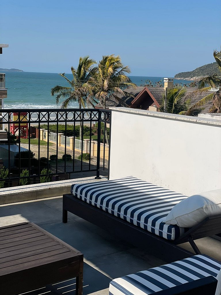 Triplex alto padrão em Canto Grande | Bombinhas
