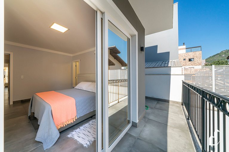 Triplex alto padrão em Canto Grande | Bombinhas