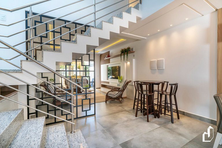 Triplex alto padrão em Canto Grande | Bombinhas