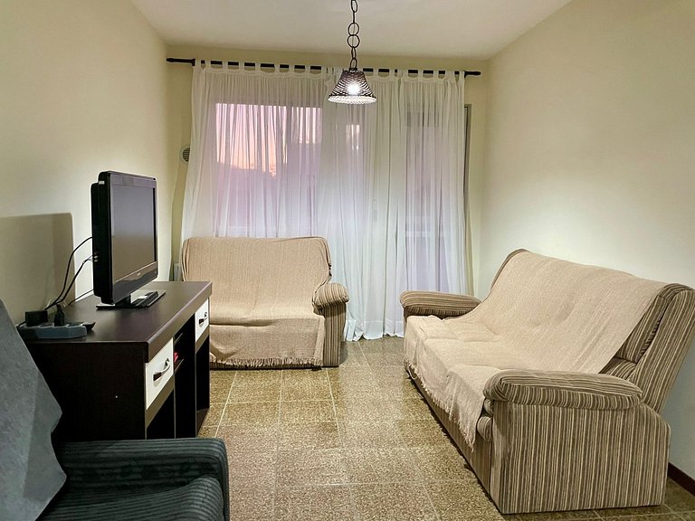 Apartamento com 03 quartos