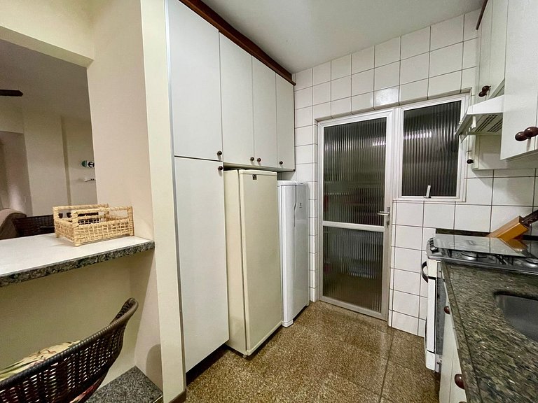 Apartamento com 03 quartos