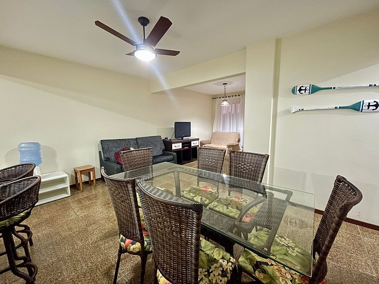 Apartamento com 03 quartos