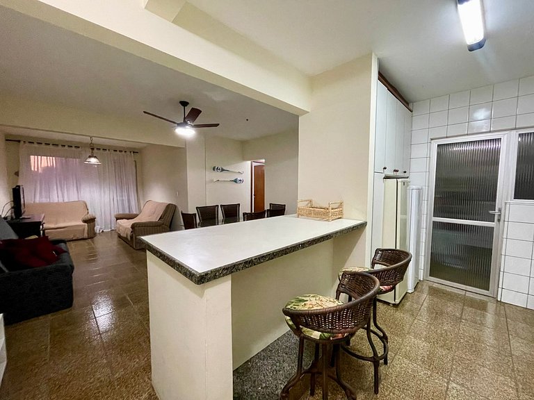 Apartamento com 03 quartos