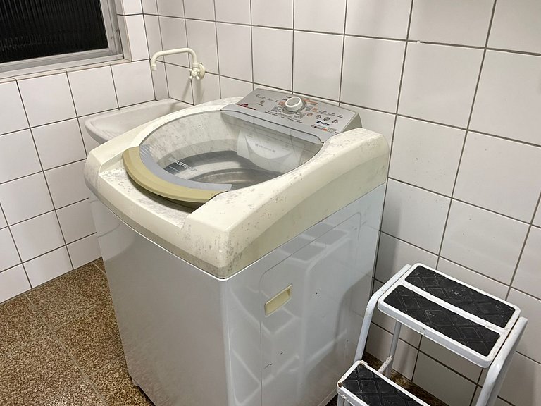 Apartamento com 03 quartos