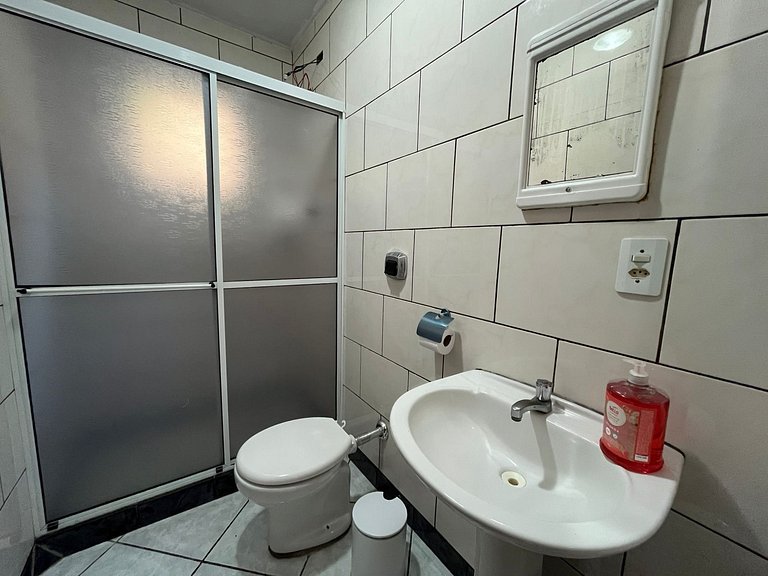 Casa com 02 quartos 150m da praia