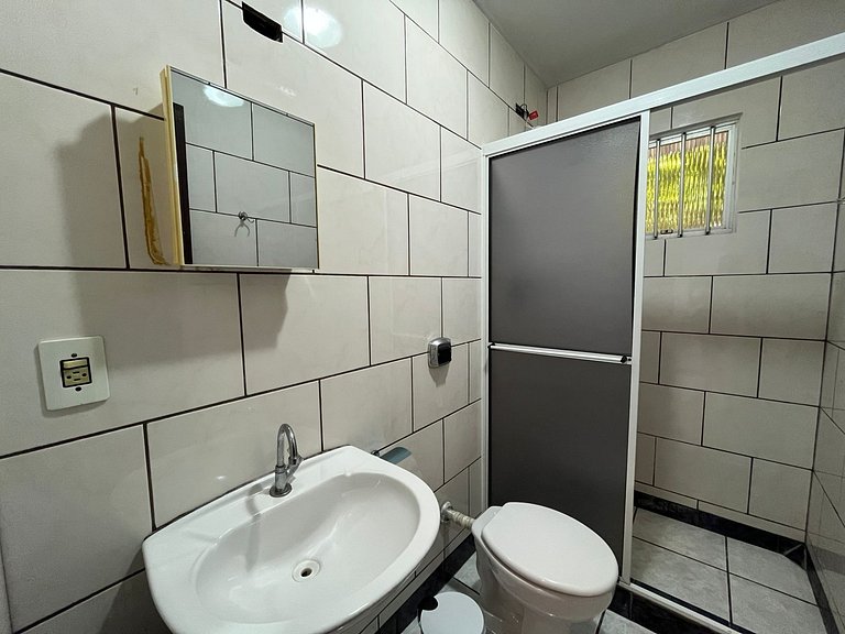 Casa com 02 quartos 150m da praia