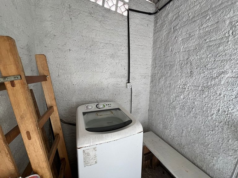 Casa com 02 quartos 150m da praia