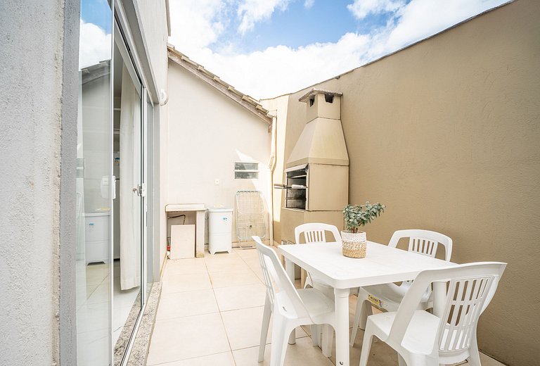 Casa 01 | 2 suítes | até 7 pessoas