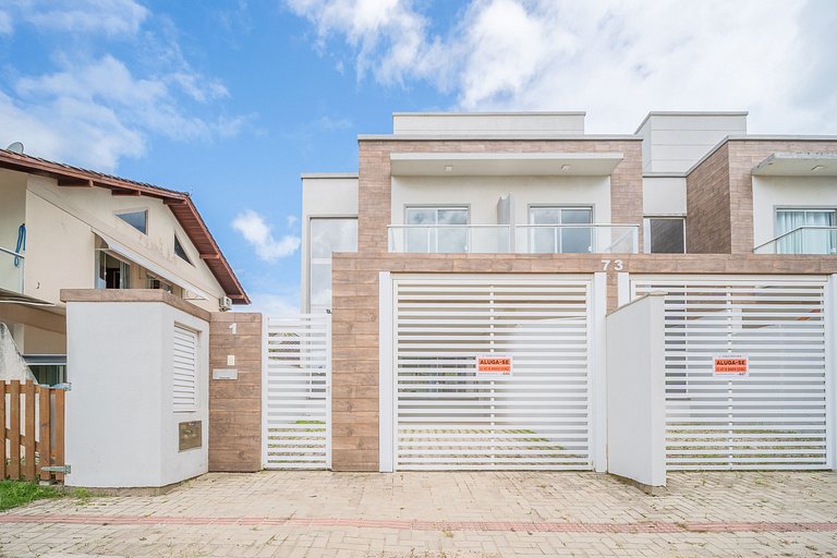 Casa 01 | 2 suítes | até 7 pessoas