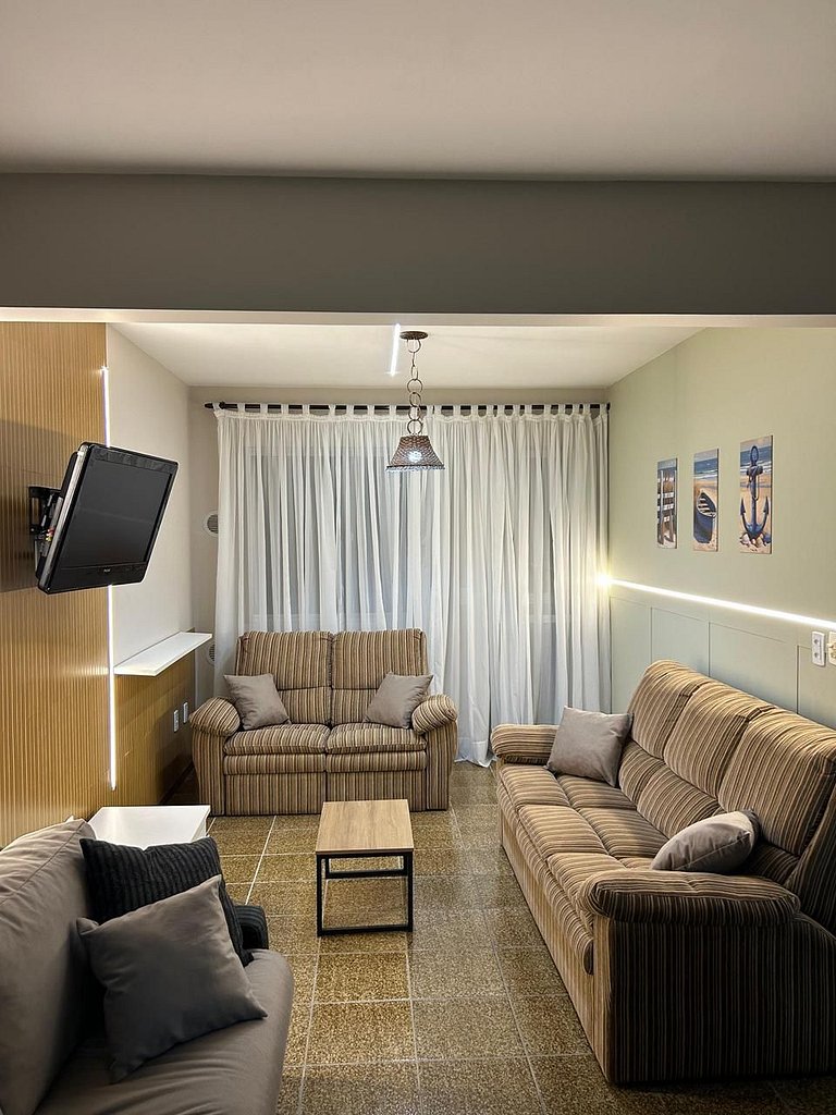 Apartamento com 03 quartos