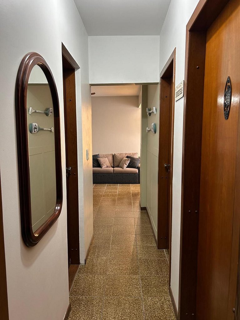 Apartamento com 03 quartos