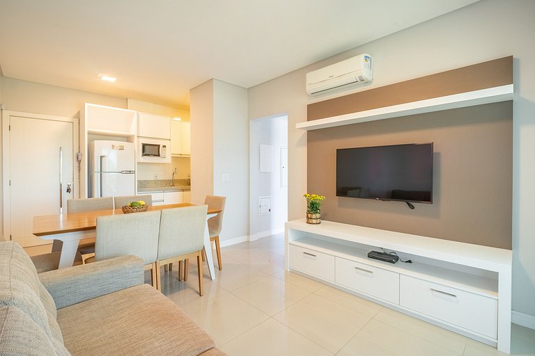 Apartamento vista para o mar com 02 dormitórios