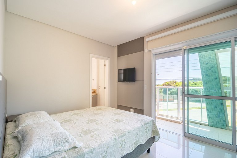 Apartamento vista para o mar com 02 dormitórios