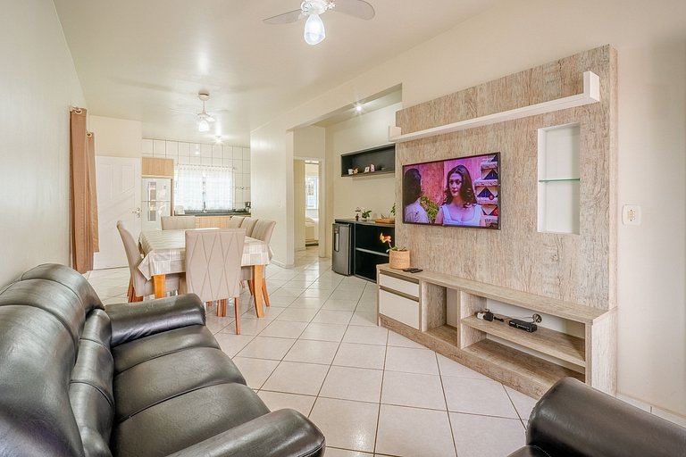 Casa com 04 dormitórios