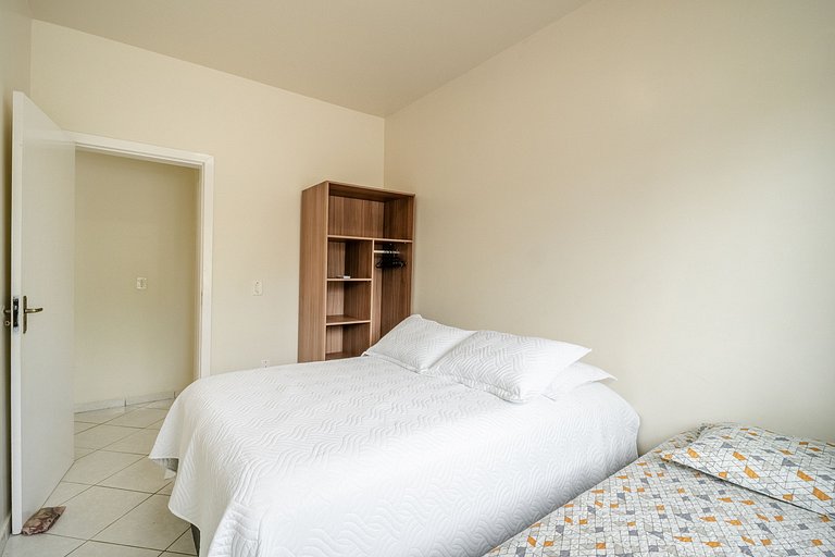 Casa com 04 dormitórios