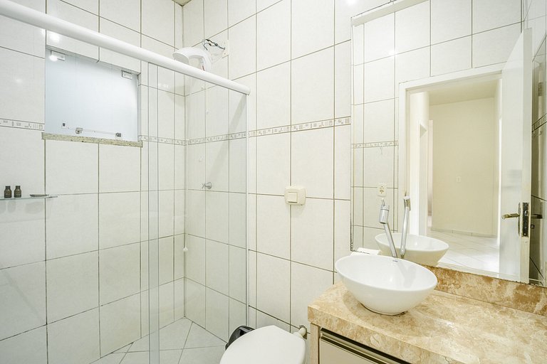 Casa com 04 dormitórios