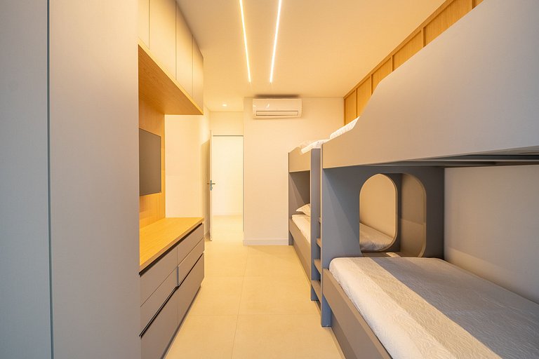 Cobertura duplex com piscina e academia no prédio