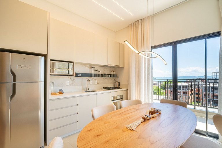 Cobertura duplex com piscina e academia no prédio