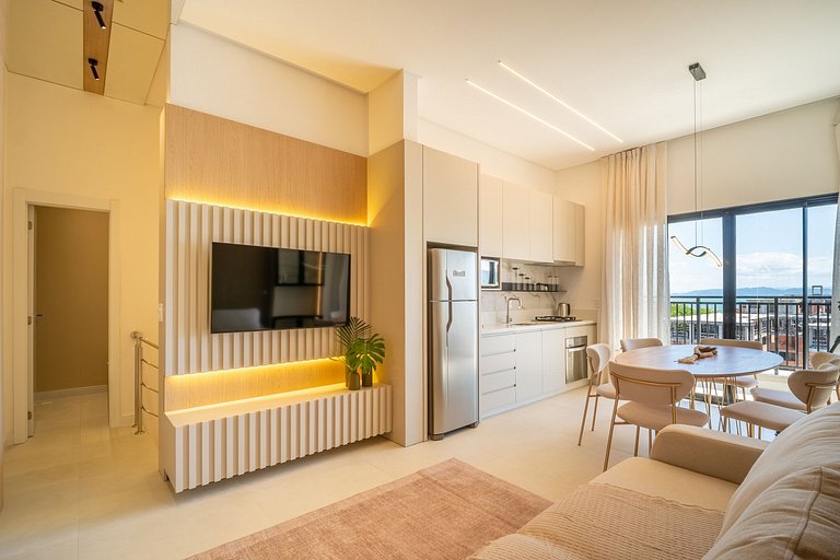 Cobertura duplex com piscina e academia no prédio