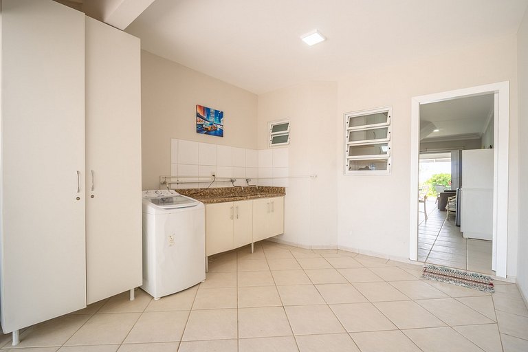 Frente ao mar - Residencial Guilhermina - Casa 08